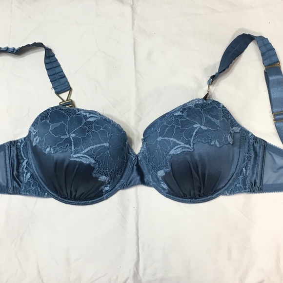 Stella McCartney: Stunning Silk Lace Bra!! - Picture 6 of 10